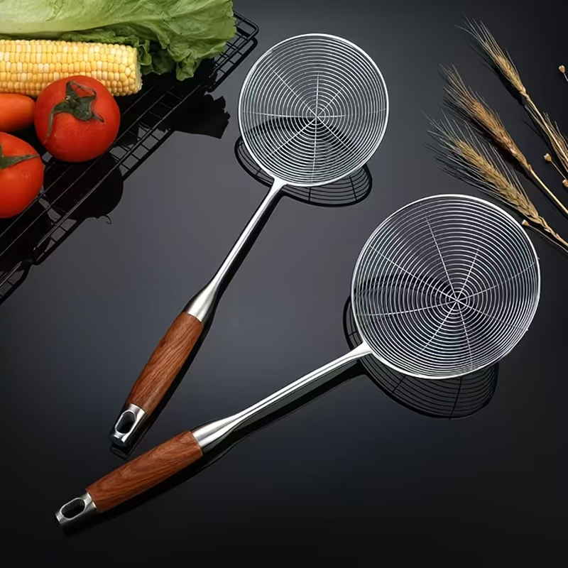 SS Wire Skimmer with Wooden Handle