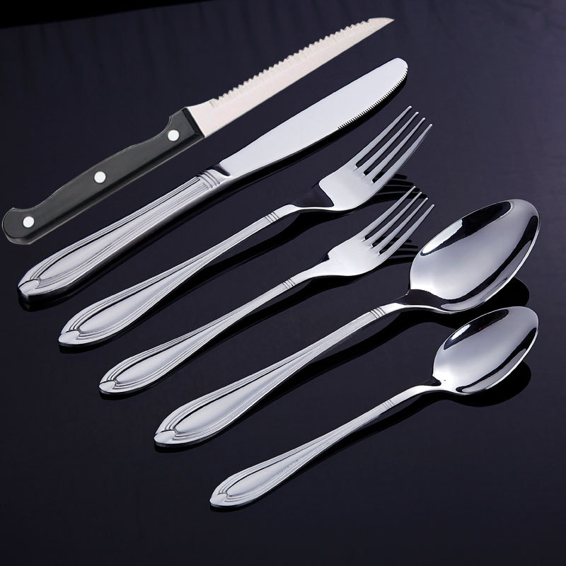 Classic Pattern Tableware Set
